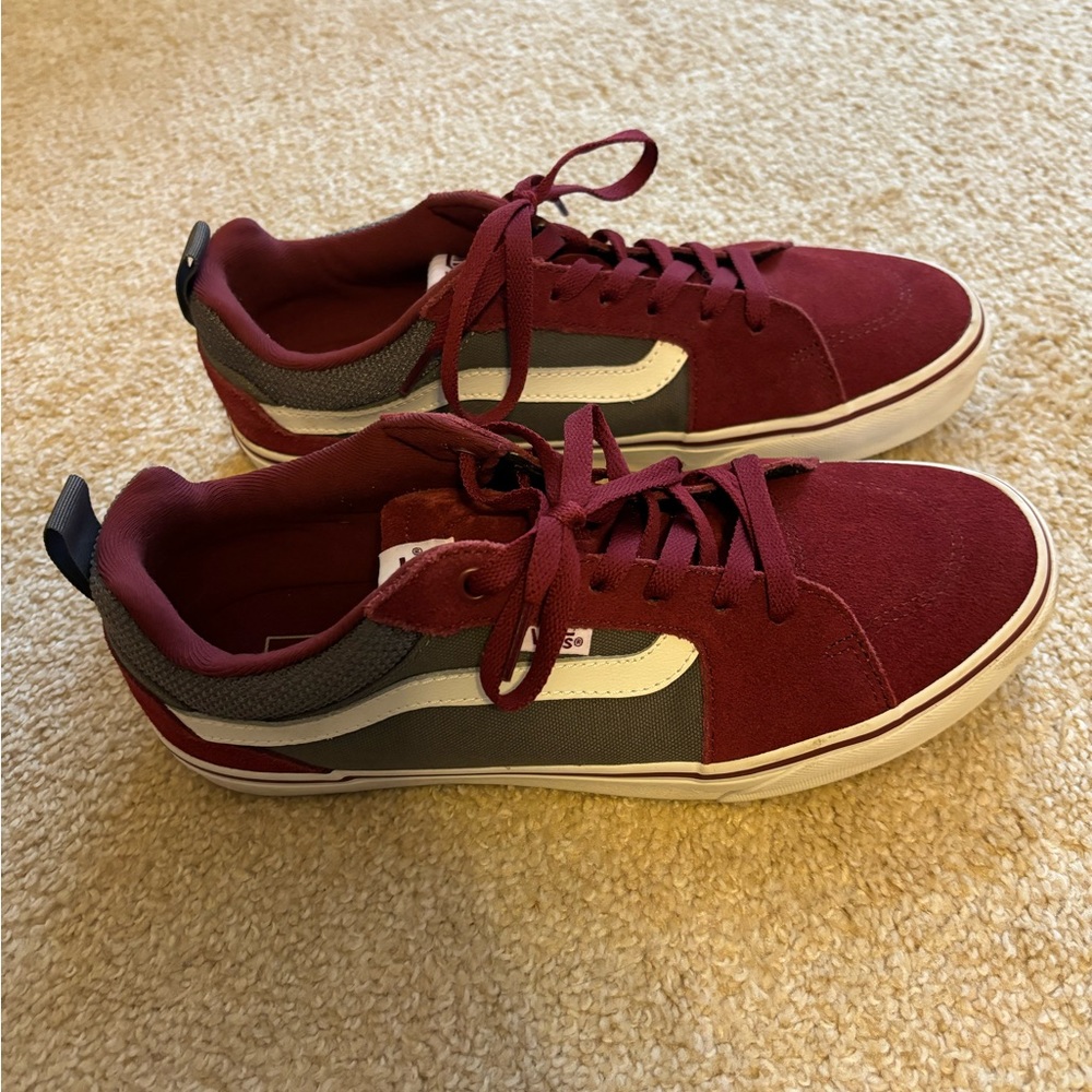 Maroon Vans Men 9/Women’s 10.5